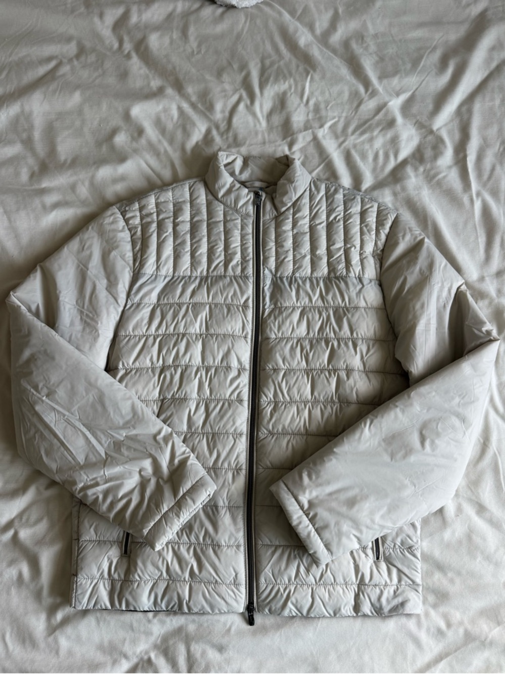 Johnnie-O Featherweight Killington Quilted Bomber Jacket, size S